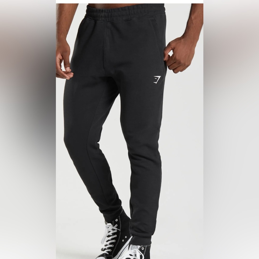 Gymshark react joggers size M black NWT